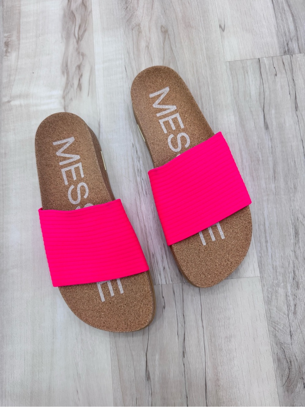 MESSAGE Slide Sandals Hot Pink EU Size 40 US Size 10 Made In Portugal